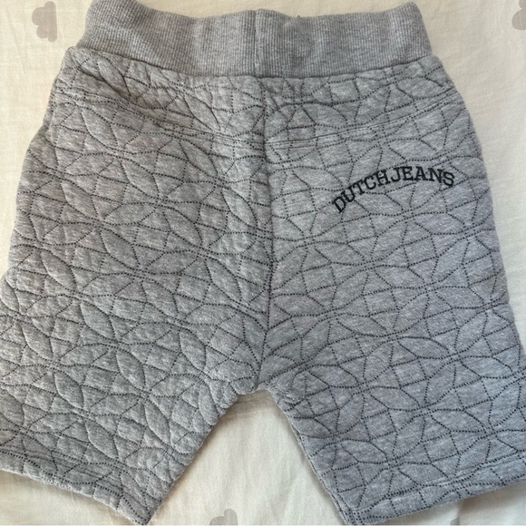 Dutch Jeans Quilted Shorts - Picture 3 of 4